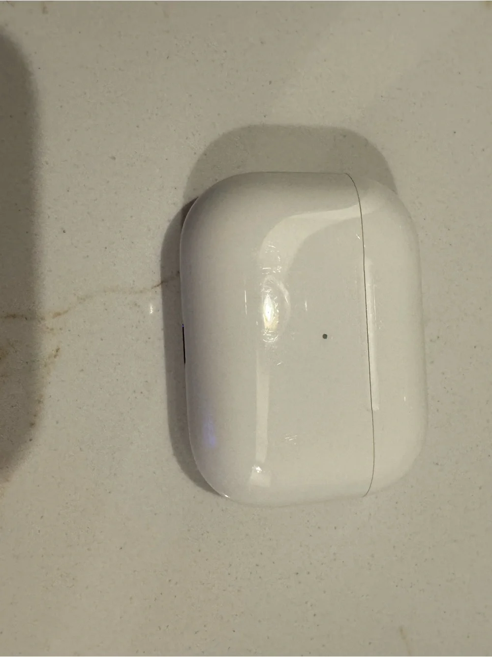 APPLE White AirPods, Charging Case, NO cord included. They WORK.